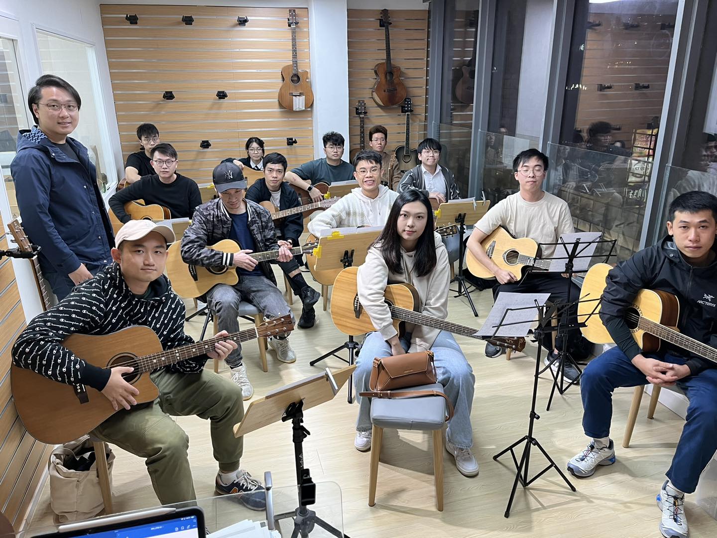 Guitar Lesson, Learning Class Course in HongKong